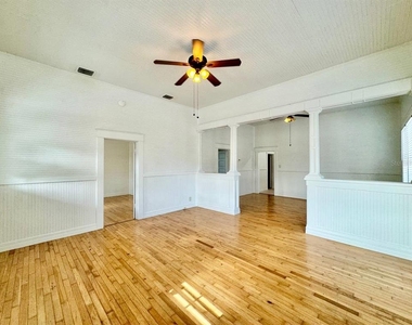 2708 N 19th Street - Photo Thumbnail 8
