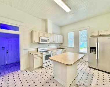 2708 N 19th Street - Photo Thumbnail 21