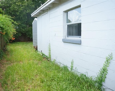 2804 N 33rd Street - Photo Thumbnail 35