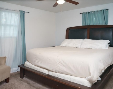 2804 N 33rd Street - Photo Thumbnail 18