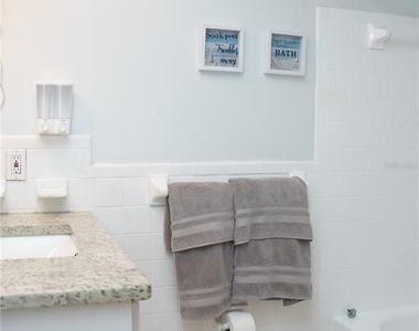 2804 N 33rd Street - Photo Thumbnail 11