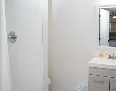 2804 N 33rd Street - Photo Thumbnail 25