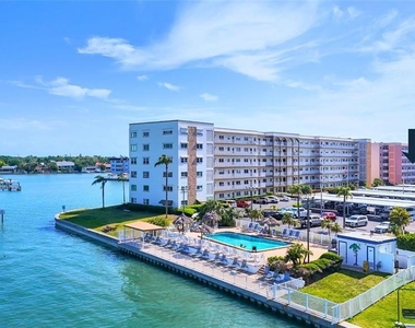 6025 Shore Boulevard S - Photo Thumbnail 32