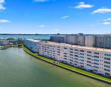 6025 Shore Boulevard S - Photo Thumbnail 35