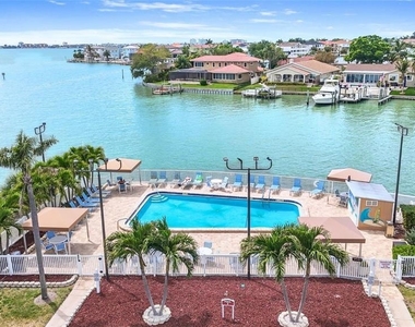 6025 Shore Boulevard S - Photo Thumbnail 33