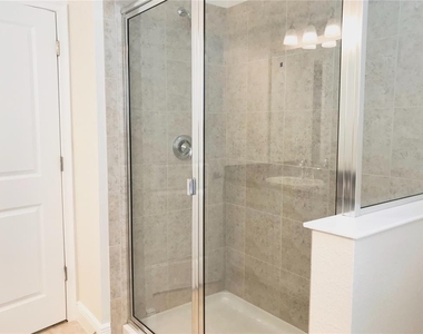 5518 Viola Lee Way - Photo Thumbnail 15