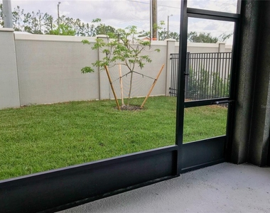 5518 Viola Lee Way - Photo Thumbnail 20