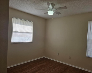8507 Caladesi Island Drive - Photo Thumbnail 10