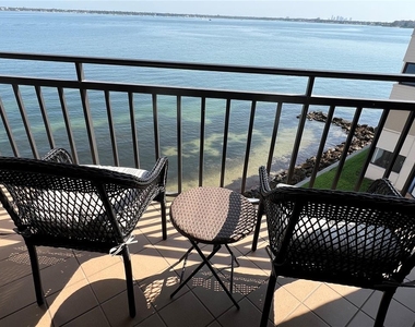 5541 Puerta Del Sol Boulevard S - Photo Thumbnail 28