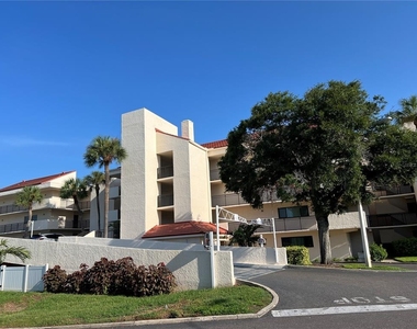 5541 Puerta Del Sol Boulevard S - Photo Thumbnail 1