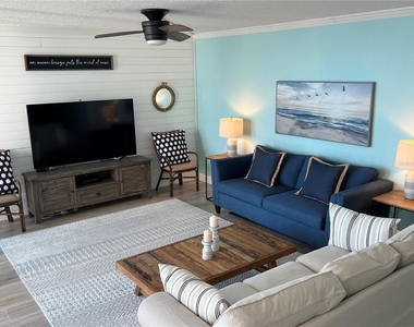 5541 Puerta Del Sol Boulevard S - Photo Thumbnail 2