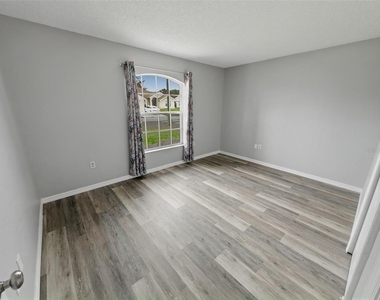 2202 Godfrey Avenue - Photo Thumbnail 21