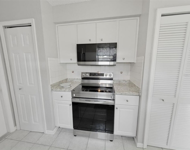 2202 Godfrey Avenue - Photo Thumbnail 13