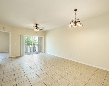 9506 Amberdale Court - Photo Thumbnail 9
