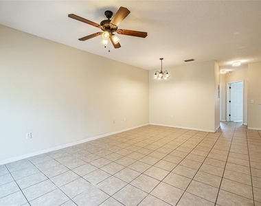 9506 Amberdale Court - Photo Thumbnail 8