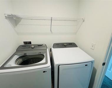 2669 Buttercup Avenue - Photo Thumbnail 15