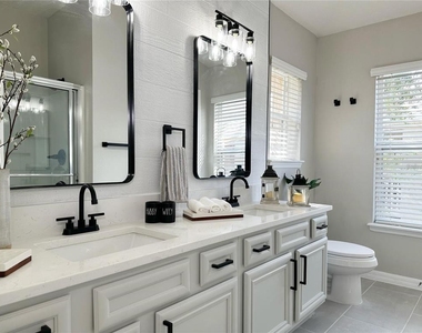 10341 Lake District Lane - Photo Thumbnail 10