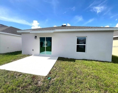 3978 Ambrose Avenue - Photo Thumbnail 20
