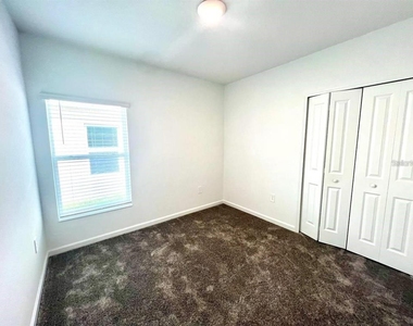 3978 Ambrose Avenue - Photo Thumbnail 11