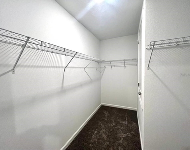 3978 Ambrose Avenue - Photo Thumbnail 14