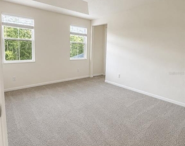 2440 Varenna Loop - Photo Thumbnail 6