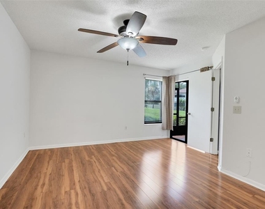 3112 S Semoran Boulevard - Photo Thumbnail 18