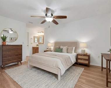 3112 S Semoran Boulevard - Photo Thumbnail 16
