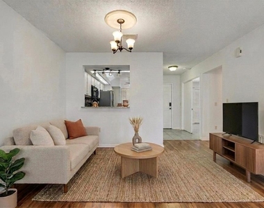3112 S Semoran Boulevard - Photo Thumbnail 9