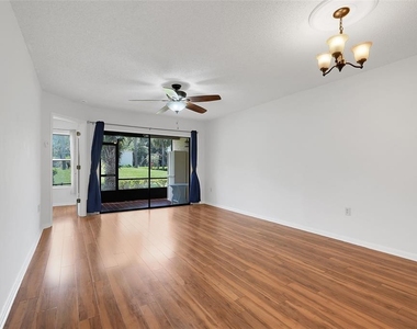 3112 S Semoran Boulevard - Photo Thumbnail 14