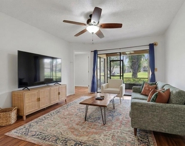 3112 S Semoran Boulevard - Photo Thumbnail 13