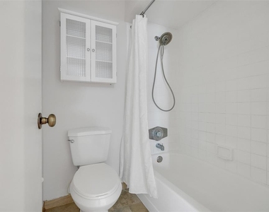 3112 S Semoran Boulevard - Photo Thumbnail 20
