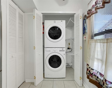 3112 S Semoran Boulevard - Photo Thumbnail 26