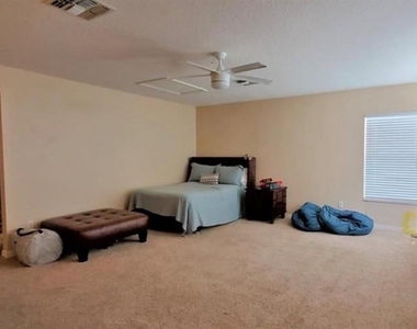 10914 Ledgement Lane - Photo Thumbnail 21