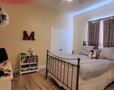 10914 Ledgement Lane - Photo Thumbnail 18