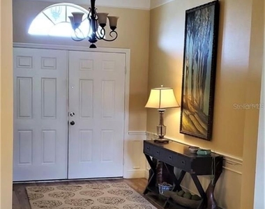 10914 Ledgement Lane - Photo Thumbnail 5