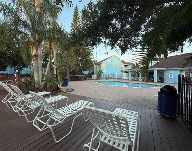 2745 N Poinciana Boulevard - Photo Thumbnail 23