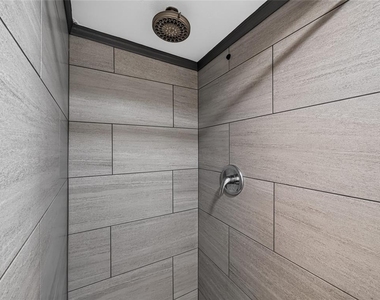 325 S 2nd Street - Photo Thumbnail 13