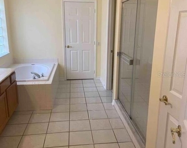 7830 Saint Andrews Circle - Photo Thumbnail 25