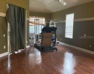 7830 Saint Andrews Circle - Photo Thumbnail 8