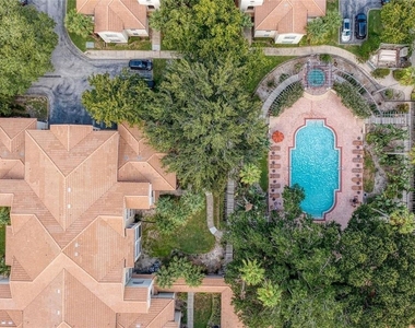 823 Camargo Way - Photo Thumbnail 22
