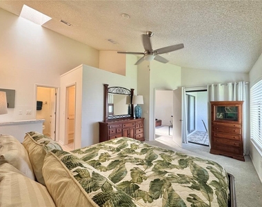 715 Magnolia Place - Photo Thumbnail 20