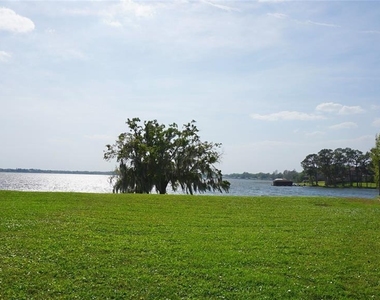715 Magnolia Place - Photo Thumbnail 43