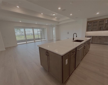 6360 Sw 82 Terrace - Photo Thumbnail 8