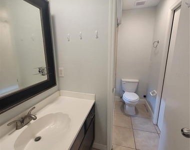 937 Aragon Ave - Photo Thumbnail 15