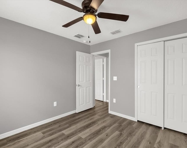362 Preserve Pointe Boulevard - Photo Thumbnail 23
