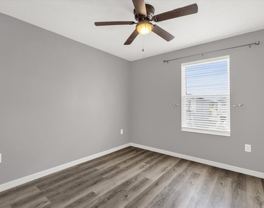 362 Preserve Pointe Boulevard - Photo Thumbnail 22
