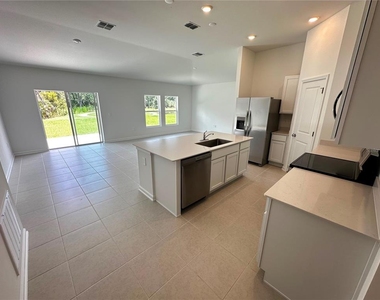 1553 Loxley Trail - Photo Thumbnail 11