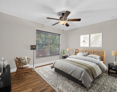 118 W America Street - Photo Thumbnail 9