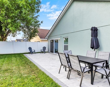 3256 Benson Park Boulevard - Photo Thumbnail 20