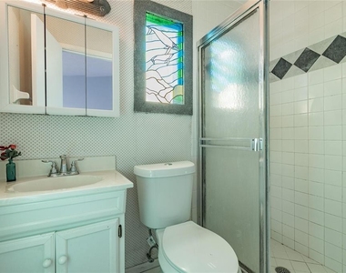 532 45th Street Court W - Photo Thumbnail 11